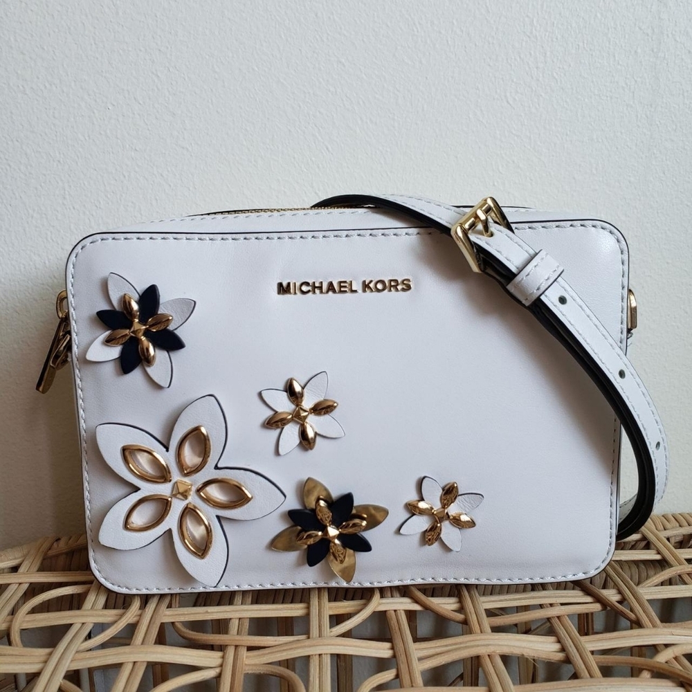 Michael Kors MK Designer White Floral 3D Leather Crossbody Bag Purse Handbag